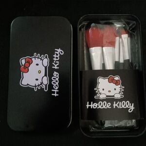 Hello Kitty Makeup Brush Set - Black and Red